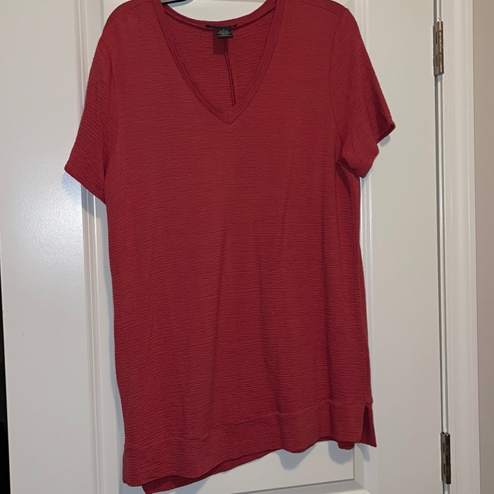 Soft Red Top